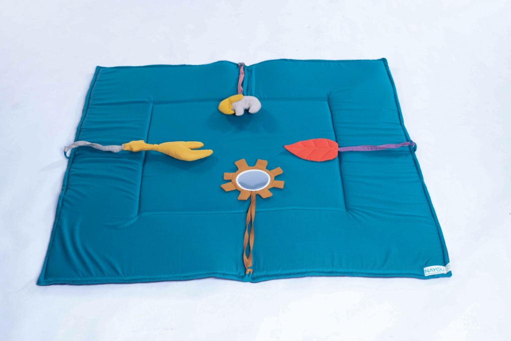 Tapis d'éveil bleu